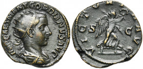 GORDIEN III Auguste (238-244), AE dupondius, 238-239, Rome. D/ IMP CAES M ANT GORDIANVS AVG B. r., dr., cuir. à d. R/ VICTORIA AVG/ S-C Victoire march...
