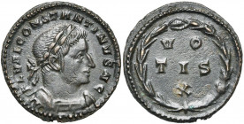 CONSTANTIN Ier César (306-307), AE quart de follis, 307, Trèves. D/ FL VAL CONSTANTINVS N C B. l., dr., cuir. à d. R/ VO/TIS/ X dans une couronne. RIC...