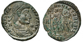 CONSTANCE II Auguste (337-361), AE centenionalis, 350, Siscia. D/ DN CONSTAN-TIVS PF AVG B. diad., dr., cuir. à d. Derrière le buste, A. Devant, étoil...