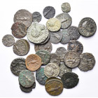 lot de 11 antoniniens: Victorin, R/ Sol (SUP), Pax, Salus, Pietas; Tétricus Ier, R/ Salus, Fides; Tétricus II, R/ Emblèmes sacerdotaux (2); Carausius,...