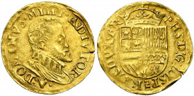 BRABANT, Duché, Philippe II (1555-1598), AV demi-réal d''or, s.d. (1560-1573), Anvers. Avec main sous le buste. D/ B. cuir. à d. R/ Ecu couronné. G.H....
