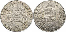 BRABANT, Duché, Albert et Isabelle (1598-1621), AR patagon, s.d. (1612-1621), Anvers. D/ Croix de Bourgogne sous une couronne, portant le bijou de la ...
