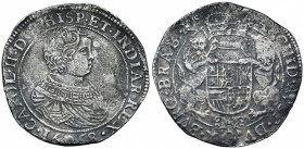 BRABANT, Duché, Charles II (1665-1700), AR ducaton, 1668, Bruxelles. Premier type. D/ B. enfantin à d. R/ Ecu couronné, tenu par deux lions, orné du b...
