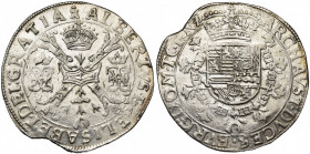 TOURNAI, Seigneurie, Albert et Isabelle (1598-1621), AR patagon, s.d. (1612-1621). D/ Croix de Bourgogne sous une couronne, portant le bijou de la Toi...