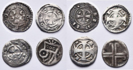 VLAANDEREN, Graafschap, lot van 4 kleine denari: Atrecht (Arras), 1140-1180, muntmeester Simon; Rijsel (Lille), 1220-1253; Gent, na 1259; Gh. 112, 324...