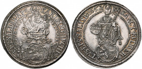 SAINT EMPIRE, SALZBOURG, Archevêché, Paris von Lodron (1619-1653), AR Taler, 1652. D/ La Madone à l''enfant au-dessus des armes de l''archevêque. R/ S...