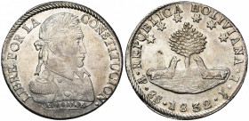 BOLIVIE, République (1825-), AR 8 soles, 1832J, Potosi. K.M. 97.
Très Beau/Superbe