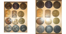 BELGIQUE, lot de 12 médailles de Devreese, diplomates et souverains étrangers: 1906, Louis Coetermans, consul de Perse; 1912, Alphonse XIII d''Espagne...