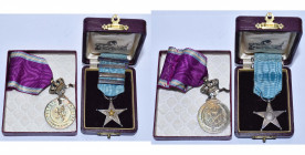 CONGO BELGE, lot de 2 décorations : médaille d’or de l’Ordre royal du Lion (modèle unilingue en vermeil) et étoile de service, type 1889 (en argent, 3...