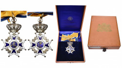 PAYS-BAS, Ordre d’Orange-Nassau, croix de commandeur en argent, modèle civil, avec cravate, dans son écrin ''sRijksmunt (abîmé).