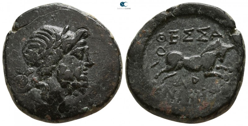 Macedon. Thessalonica circa 187-131 BC.
Bronze Æ

22mm., 9,23g.

Laureate h...