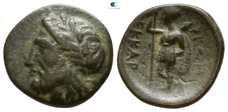 Thessaly. Ekkarra 325-320 BC.
Chalkous Æ

13mm., 1,49g.

Laureate head of Z...
