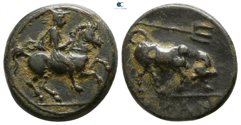 Thessaly. Krannon 350-300 BC.
Bronze Æ

15mm., 3,16g.

Cavalryman, wearing ...