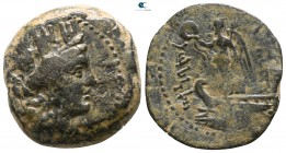 Phoenicia. Arados 200-100 BC. Bronze Æ