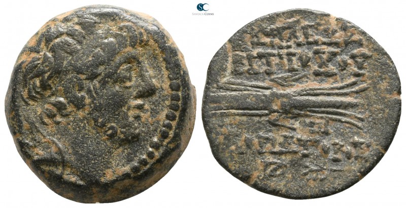 Seleukid Kingdom. Antiochos IX Philopator 114-95 BC.
Bronze Æ

17mm., 6,13g....