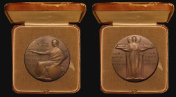 General Strike, Service Medal 1926 Eimer 2003, BHM 4210, 51mm diameter in bronze by E.Gillick, Obverse Helmeted figure of Britannia seated left, hand ...