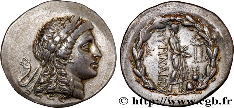 AIOLIS - MYRINA
Type : Tétradrachme stéphanophore 
Date : c. 150-140 AC. 
Mint n...