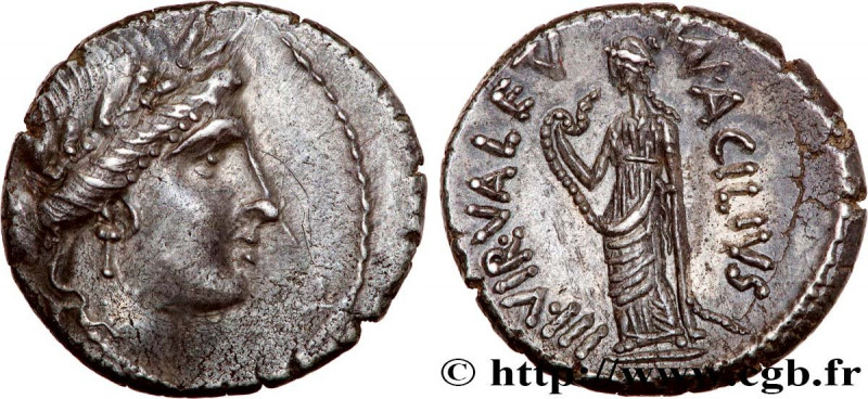 ACILIA
Type : Denier 
Date : 49 AC. 
Mint name / Town : Grèce ou Illyrie 
Metal ...