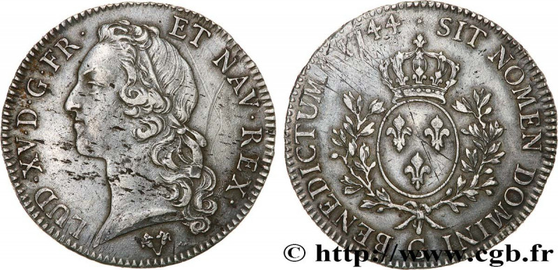 LOUIS XV THE BELOVED
Type : Écu dit "au bandeau" 
Date : 1744 
Mint name / Town ...