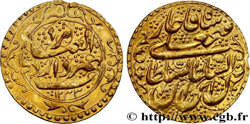 PERSIA - FATH-ALI SHAH QAJAR
Type : Toman en or, cinquième monnayage, AH1233 
Da...