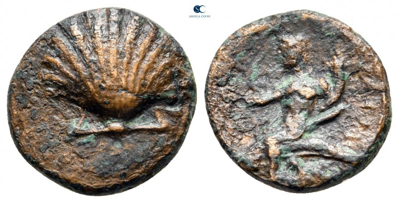 Calabria. Tarentum circa 275-200 BC. 
Bronze Æ

14 mm, 2,15 g



very fin...