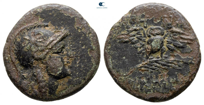 Mysia. Pergamon circa 200-133 BC. 
Bronze Æ

17 mm, 2,88 g



nearly very...