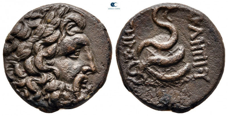 Mysia. Pergamon circa 133-27 BC. 
Bronze Æ

20 mm, 6,88 g



very fine