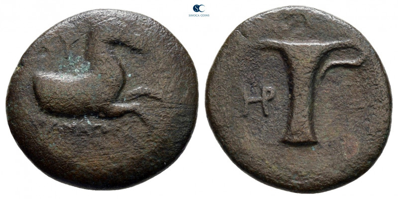 Aiolis. Kyme circa 320-250 BC. 
Bronze Æ

17 mm, 2,68 g



nearly very fi...
