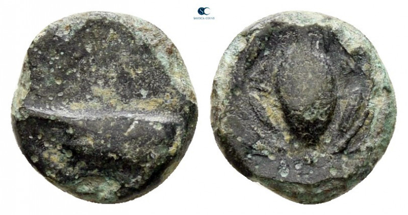 Ionia. Samos circa 412-405 BC. 
Bronze Æ

8 mm, 0,56 g



very fine