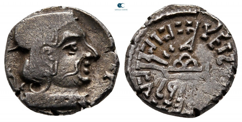 India. Rudrasena I AD 192-222. 
Drachm AR

14 mm, 2,26 g



very fine