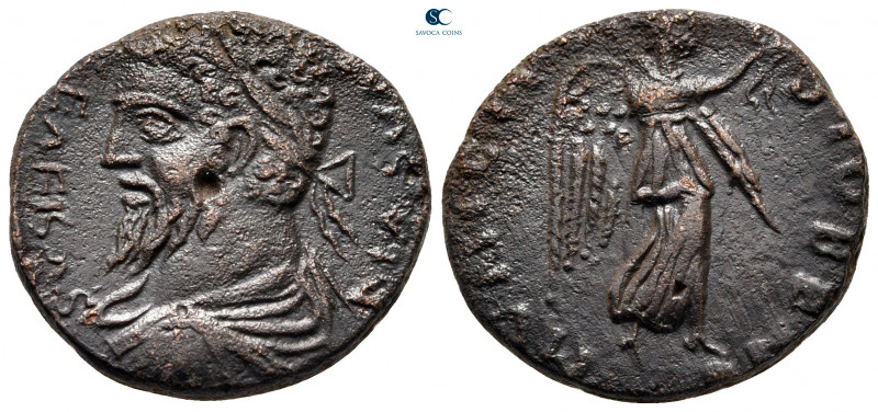 Macedon. Stobi. Septimius Severus AD 193-211. 
Bronze Æ

23 mm, 10,21 g


...
