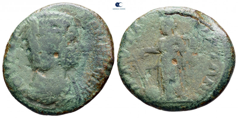 Thrace. Pautalia. Julia Domna. Augusta AD 193-217. 
Bronze Æ

23 mm, 5,18 g
...