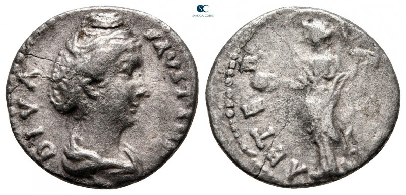Diva Faustina I AD 140-141. Rome
Denarius AR

17 mm, 2,94 g



nearly ver...