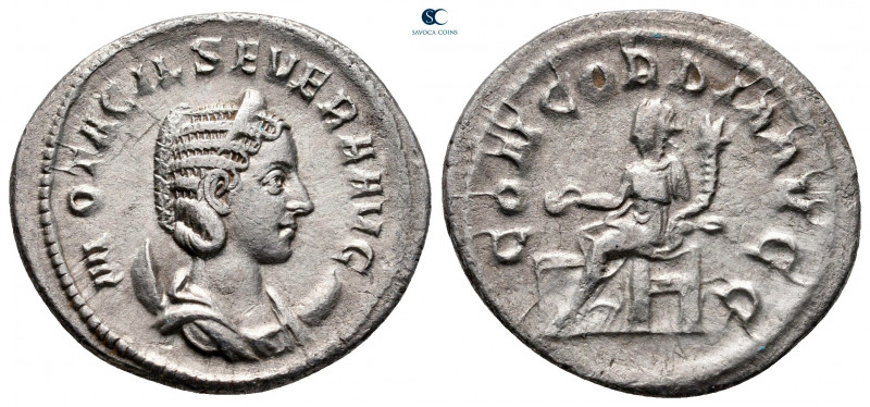 Otacilia Severa AD 244-249. Rome
Antoninianus AR

23 mm, 3,63 g



very f...