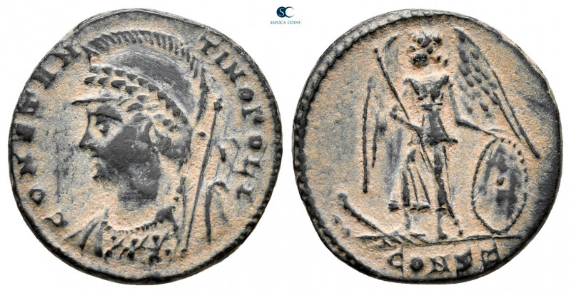 City Commemoratives AD 330-354. Constantinople
Follis Æ

18 mm, 2,78 g


...