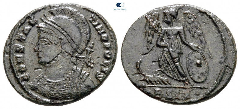 City Commemoratives AD 330-354. Siscia
Follis Æ

19 mm, 2,65 g



nearly ...