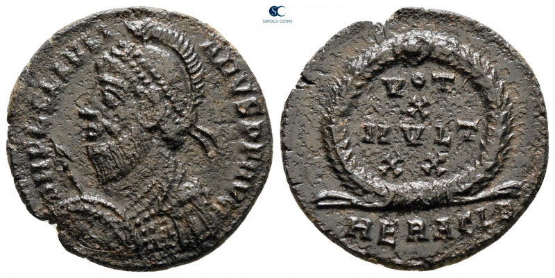 Julian II Apostate AD 360-363. Heraclea
Follis Æ

20 mm, 3,46 g



nearly...