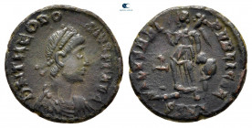 Theodosius I AD 379-395. Nicomedia. Follis Æ