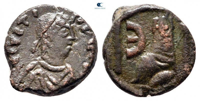 Justin I AD 518-527. Theoupolis (Antioch)
Pentanummium Æ

12 mm, 1,64 g


...