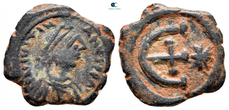 Justinian I AD 527-565. Theoupolis (Antioch)
Pentanummium Æ

18 mm, 2,49 g
...