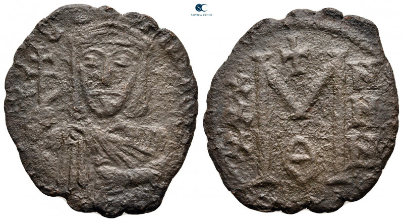 Theophilus AD 829-842. Constantinople
Follis or 40 Nummi Æ

30 mm, 5,79 g

...