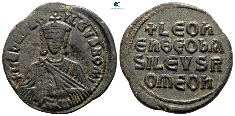 Leo VI the Wise AD 886-912. Constantinople
Follis Æ

27 mm, 6,68 g



ver...