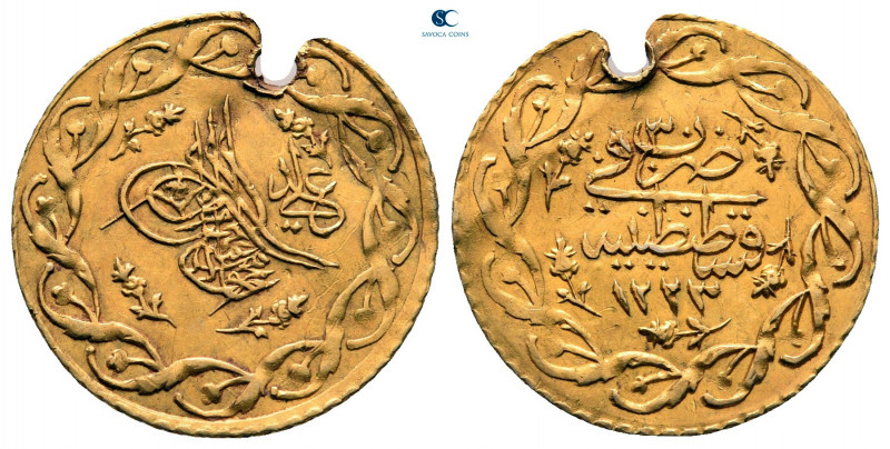 Turkey. Mahmud II AD 1808-1839.
Altin AV

20 mm, 1,55 g



very fine