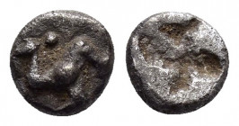 PAMPHYLIA. Aspendos.(5th century BC).Obol.

Obv : Triskeles surrounded by pellets.

Rev : Quadripartite incuse square.
Rosen 392.
RARE.

Condition : D...