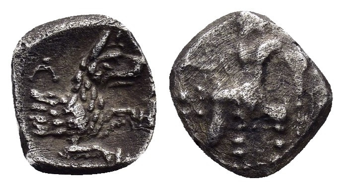 LYCAONIA.Laranda.( Circa 324-323 BC).Obol.

Obv : Λ.
Forepart of a wolf to right...