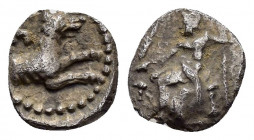 LYCAONIA.Laranda.(Circa 324-323 BC).Obol.

Obv : Baaltars seated left, holding grain ear, bunch of grapes, and scepter.

Rev : Forepart of wolf right;...
