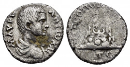 CAPPADOCIA.Caesaraea.Caracalla.(198-217).Drachm.

Obv : M AYPH ANTωN KAI.
Bareheaded, draped and cuirassed bust to right. 

Rev : MHTPOΠ KAICAPI, ET E...