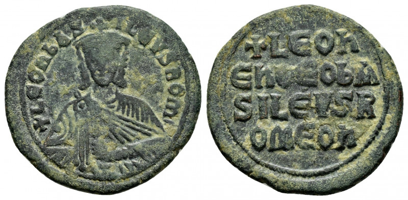 LEO VI.(886-912).Constantinople.Ae.

Obv : + LEOn bAS-ILEVS ROM.
Crowned bust of...