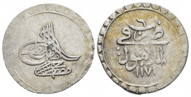 OTTOMAN EMPIRE.Mustafa III.(1757-1774).Islambol.1171/6 AH.10 Para.

Obv : Tugra.

Rev : Arabic legend.
KM 305.

Condition : Nicely toned and gold irid...