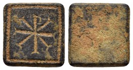 BYZANTINE BRONZE WEIGHT.(Circa 6th - 9th century).Ae.

Condition : Red-brownish patina..Very fine.

Weight : 4.3 gr
Diameter : 14 mm